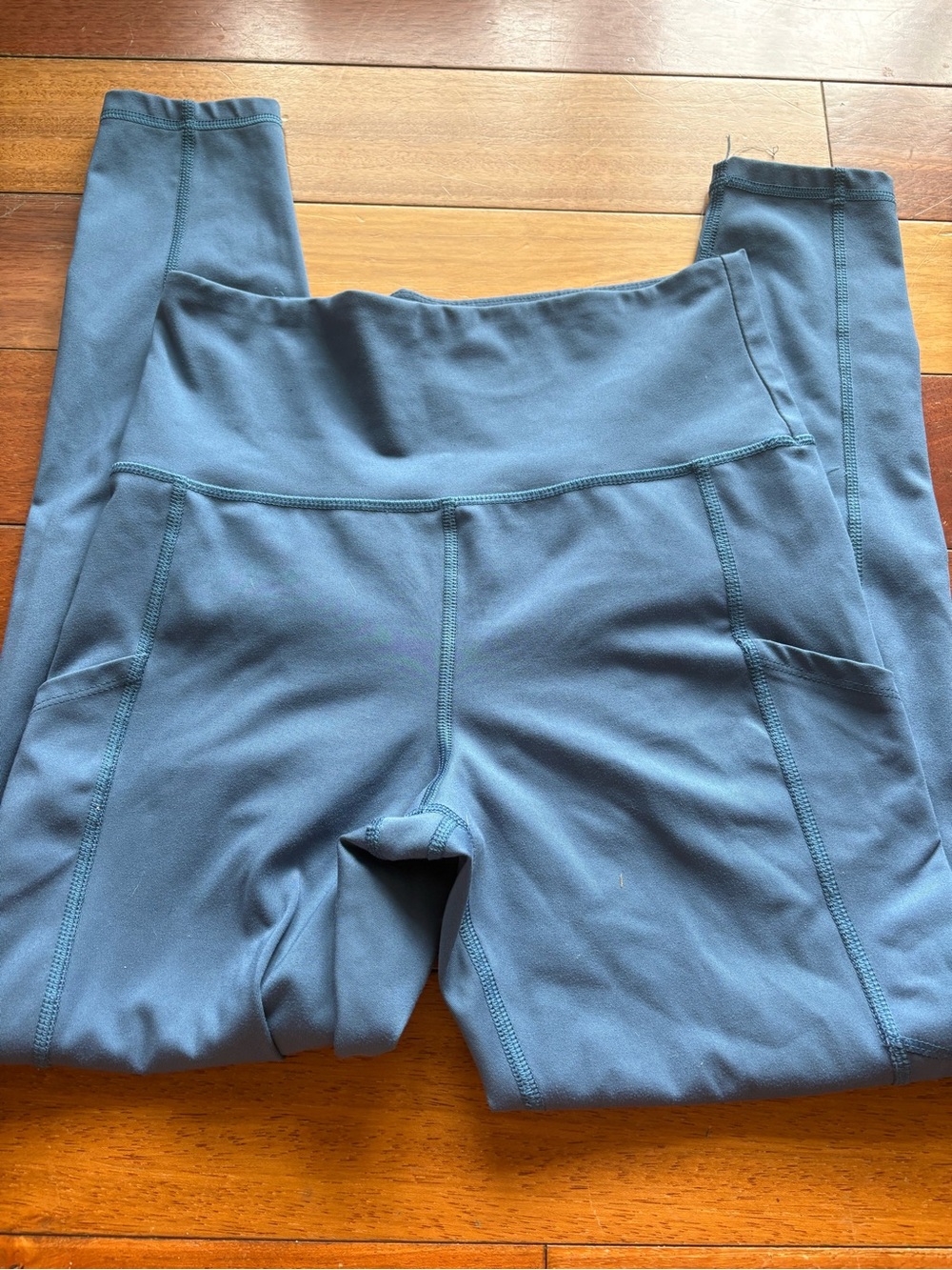 American Eagle Navy Pocket Leggings